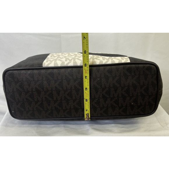 MICHAEL KORS Jet Set Charm Multi Carryall Tote Brown/Ivory LOGO Pattern Purse - Picture 8 of 16